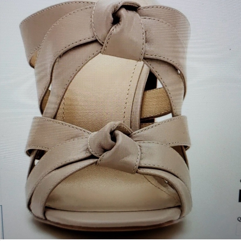 Botkier Women’s Beige Knotted Strappy Block Heel Sandals sz 8.5 cream tan - Picture 4 of 11